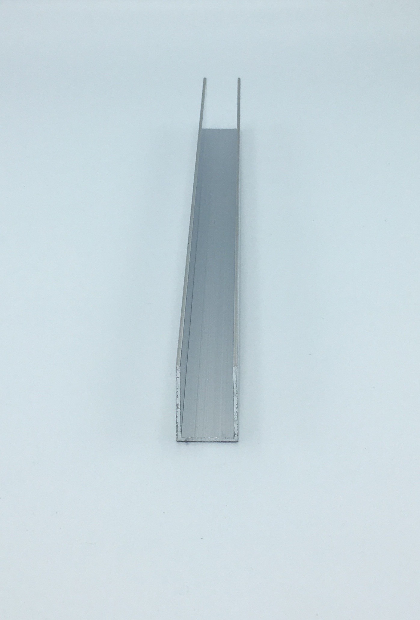 U-PROFIEL 20X20X20-2mm BRUT (niet geanodiseerd)
